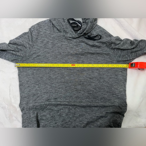 Banana republic, medium size lightweight gray hoodie - Picture 3 of 4